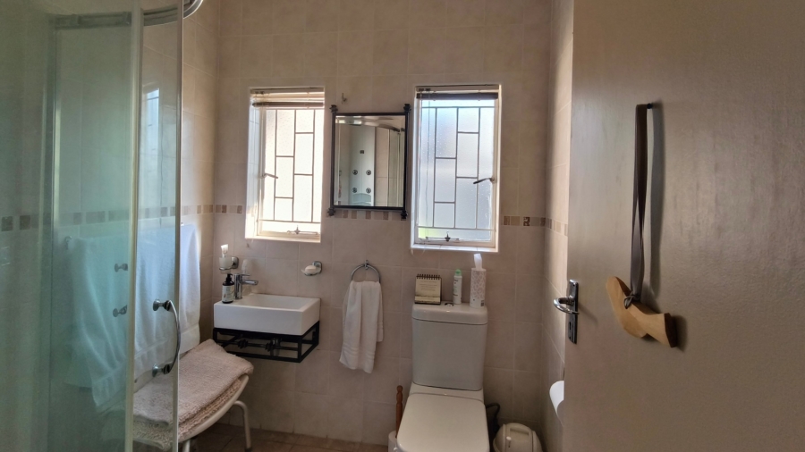 4 Bedroom Property for Sale in Oewersig North West